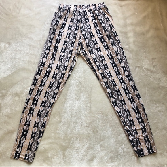 H&M Comfy Aztec Stripes Print Harem Pants Size Small - Picture 4 of 11